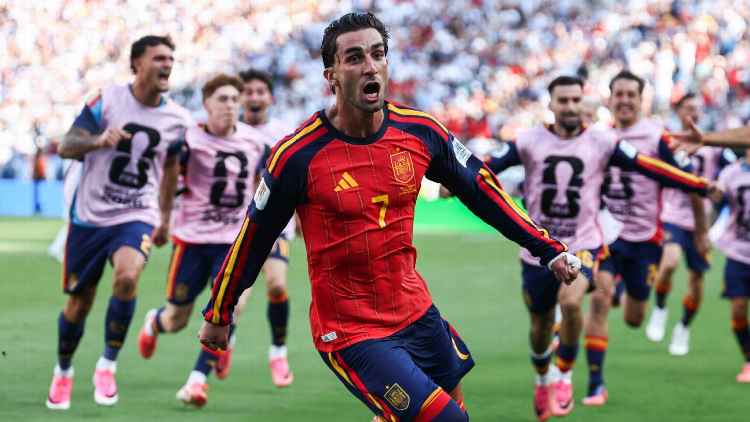 Spain forward Ferran Torres celebrates his goal against Argentina in the 2026 World Cup final